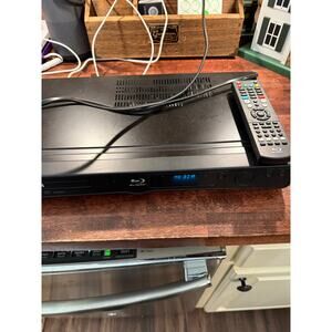 RCA RTB1023 Blu-Ray All-in-One Home Theater Player with Remote